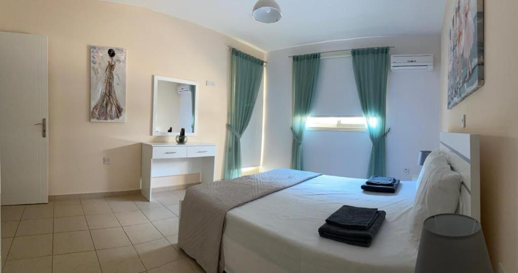 Apartment Royal Seacrest