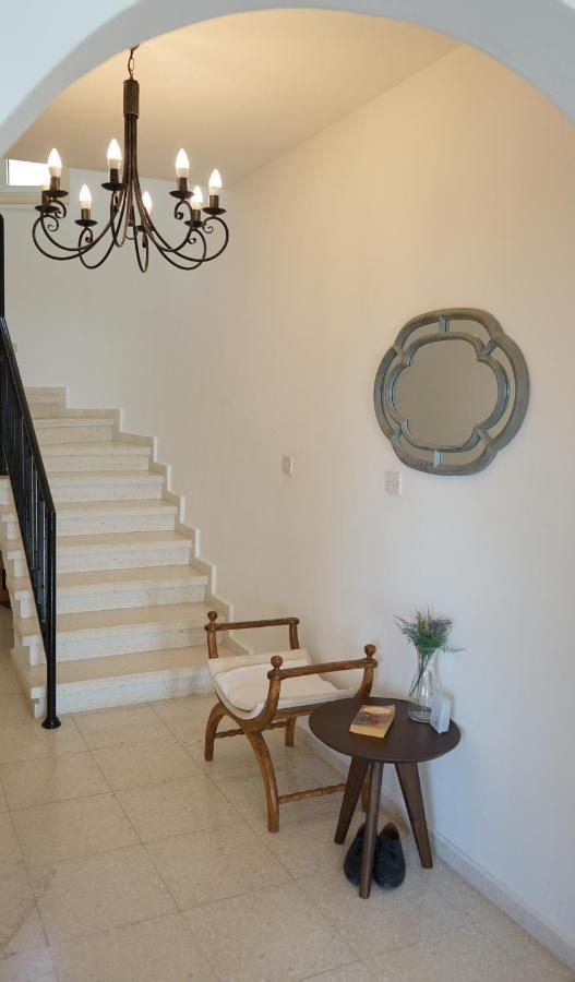 Oceana - With Private Pool And Gardens Villa Peyia