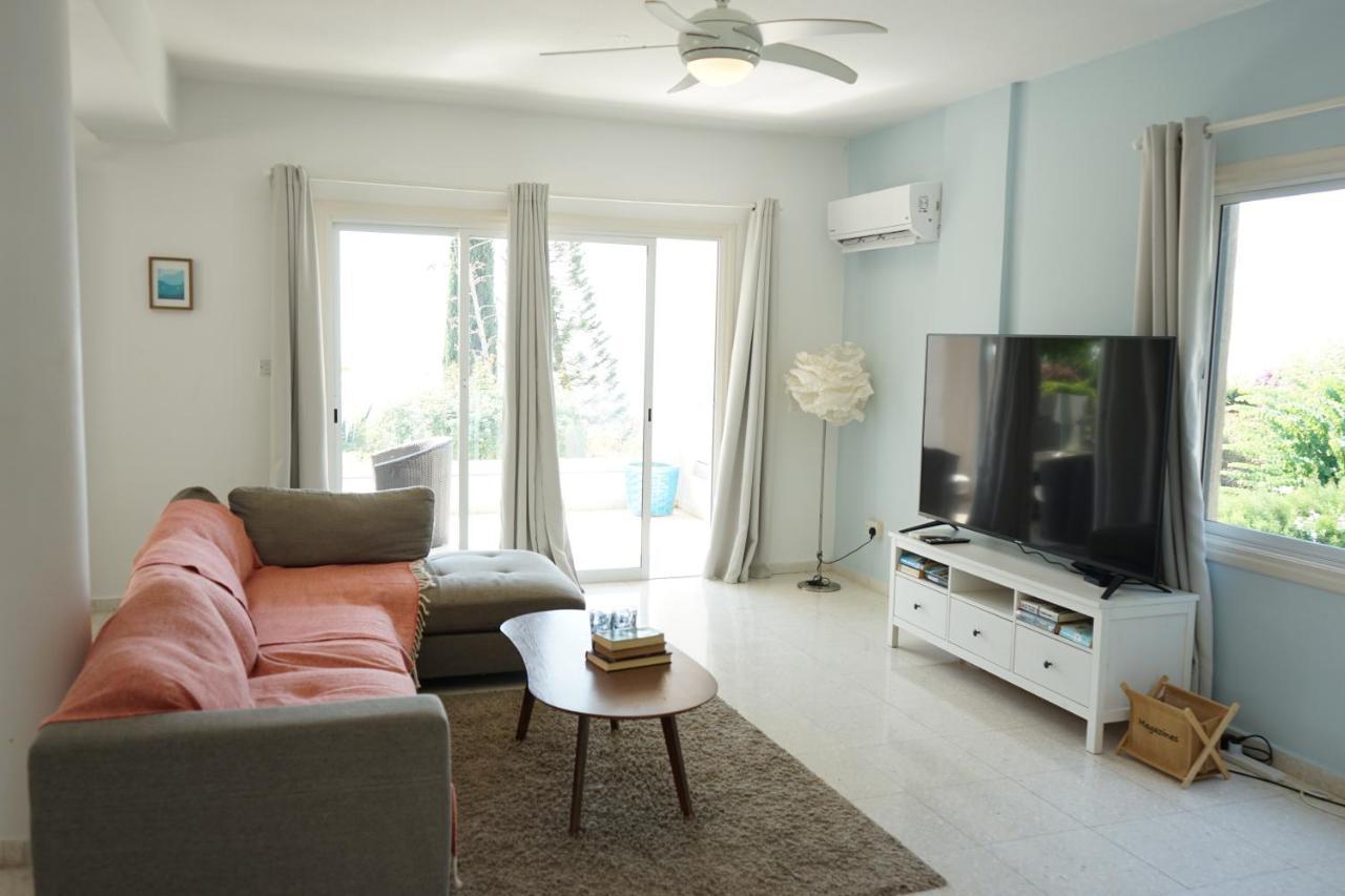 Villa Oceana - With Private Pool And Gardens