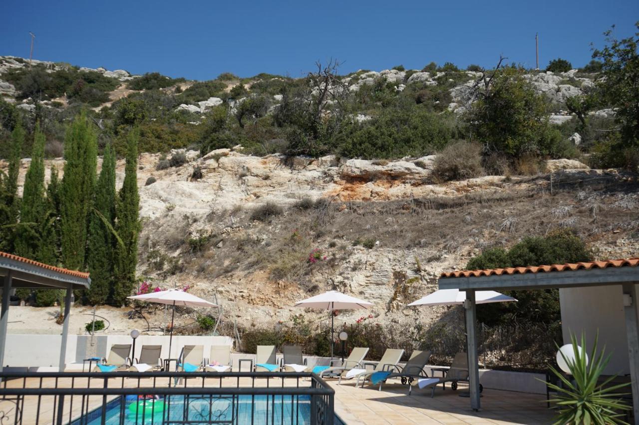 Villa Oceana - With Private Pool And Gardens *