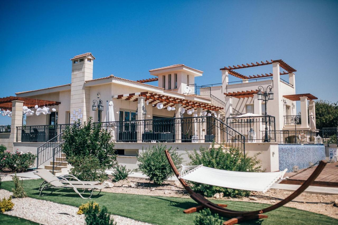 Eagles Cliff Villa