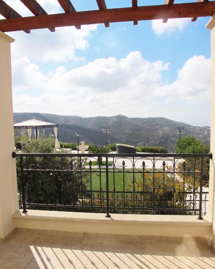 Eagles Cliff Villa Kathikas