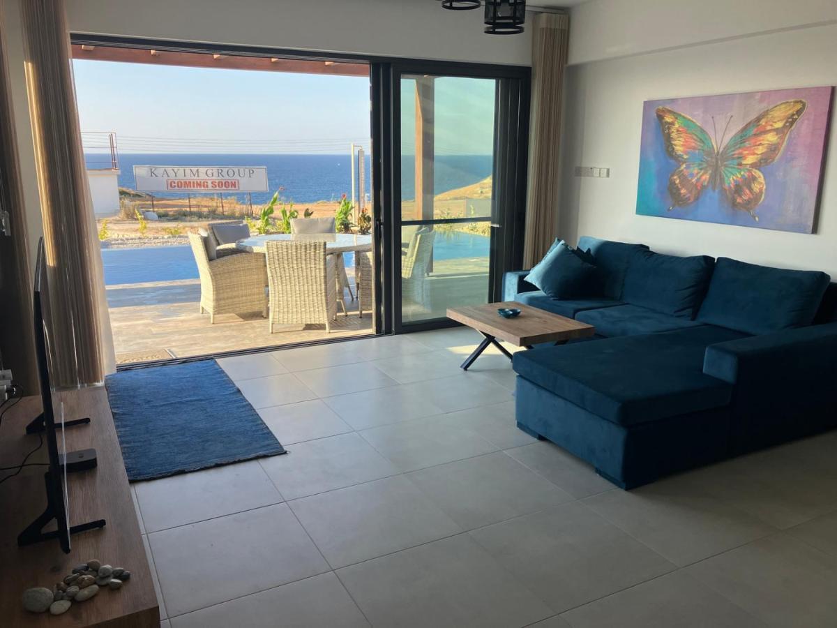 Med Privat Saltvannsbasseng Pa Dejablue * Kalogrea