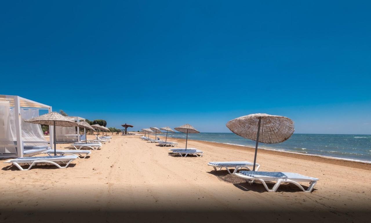 Thalassa Apartment *