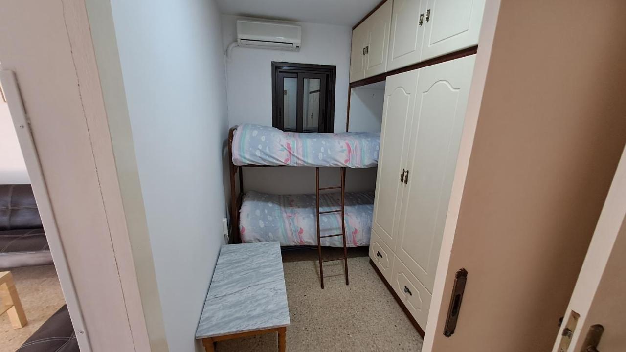 30meters From The Sea In Larnaca Apartment