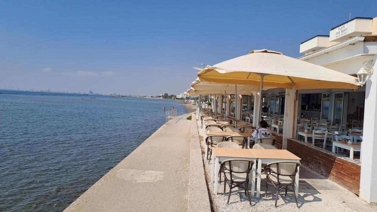 30meters From The Sea In Larnaca Apartment *