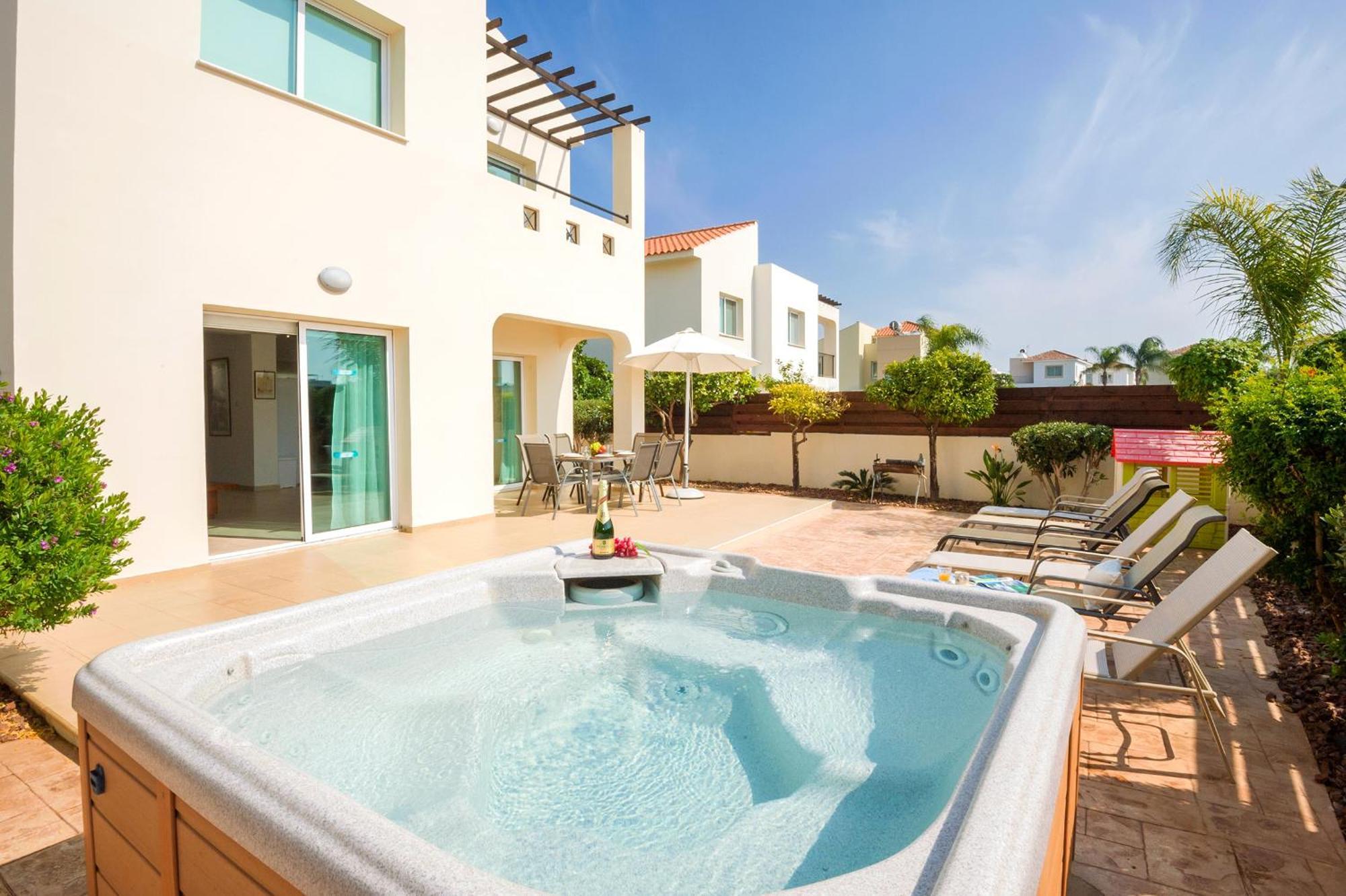 Villa Ivy Protaras