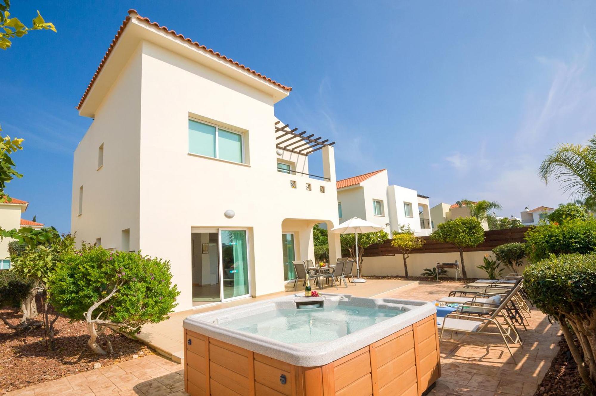 Ivy Villa *