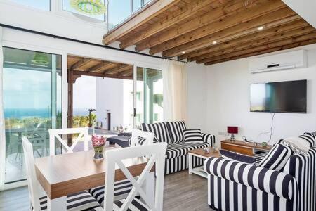 Holiday home Joya Cyprus Stargazer Garden Agios Amvrosios (Kyrenia)