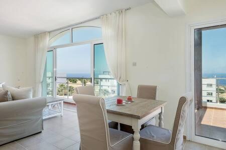 Joya Cyprus Mandalay Penthouse Vakantiehuis Agios Amvrosios (Kyrenia)