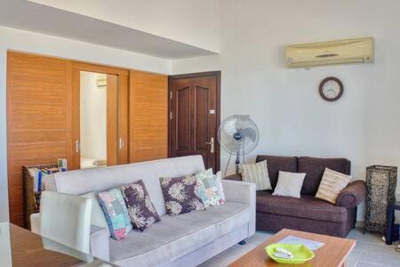 Joya Cyprus Maroon Garden Apartment *