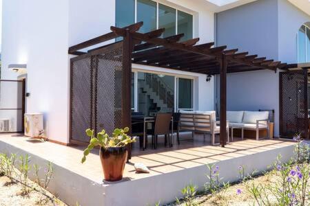Joya Cyp Strawberry Garden Holiday home Agios Amvrosios (Kyrenia)