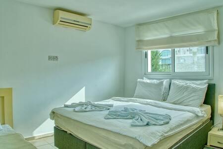 Joya Cyp Strawberry Garden Holiday home