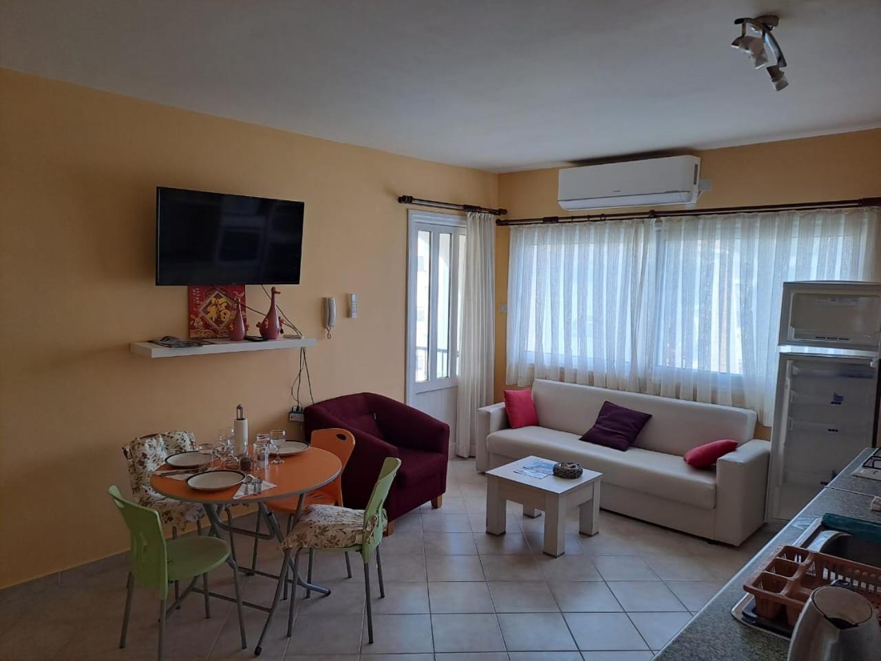 Sunrise Club Gastria