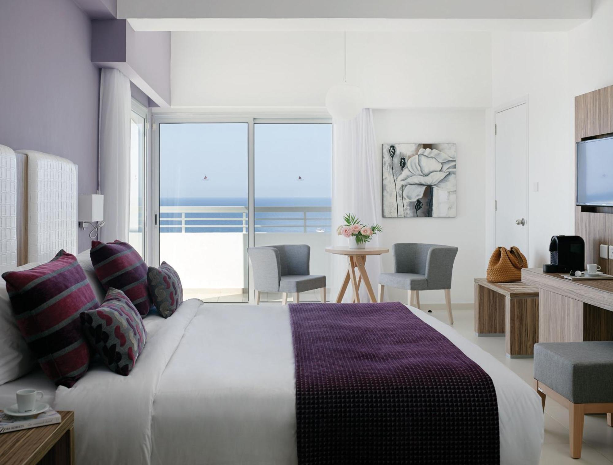 Atlantica Sea Breeze, Adults Only