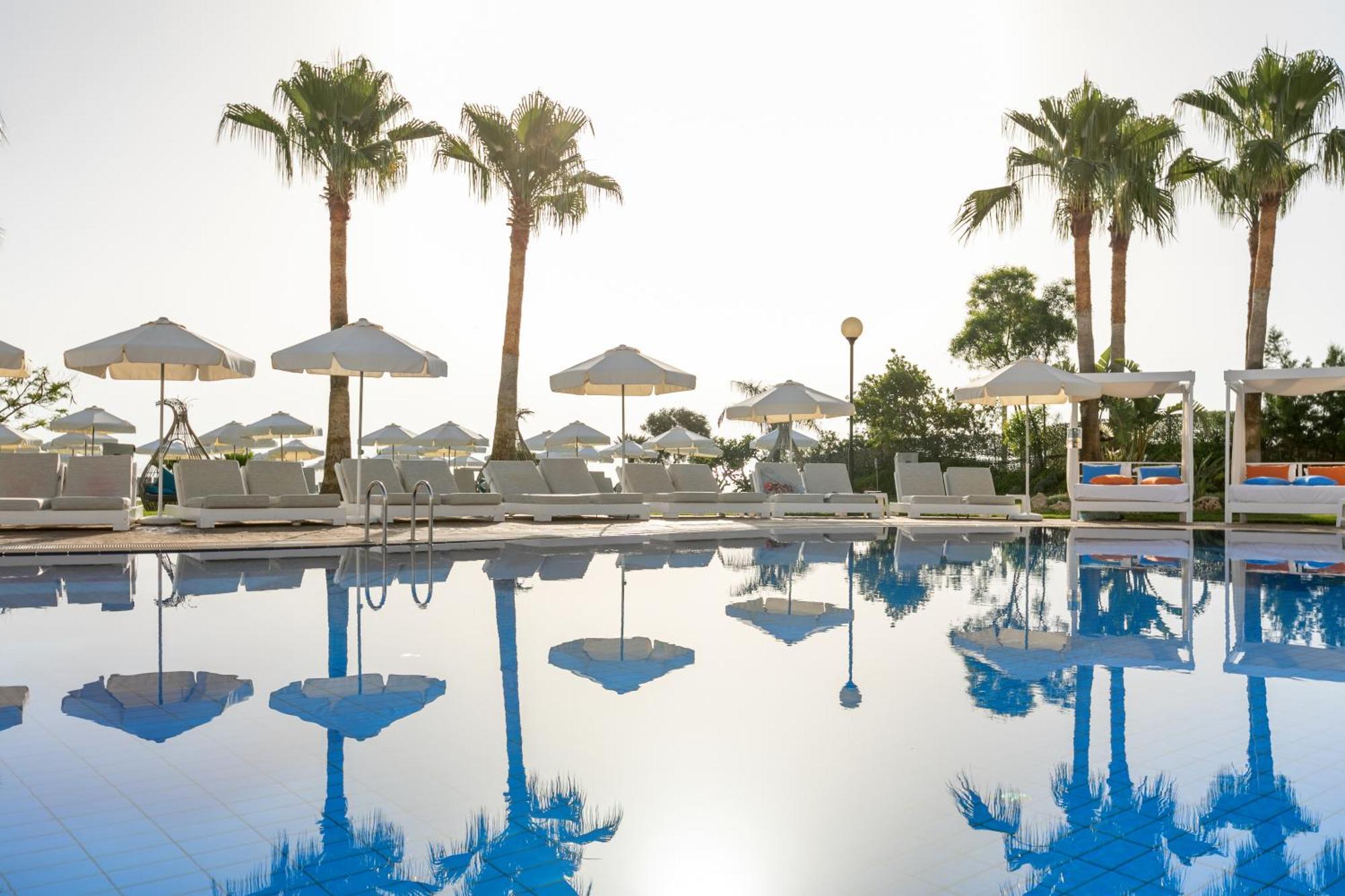 Atlantica Sea Breeze, Adults Only Hotel 4*