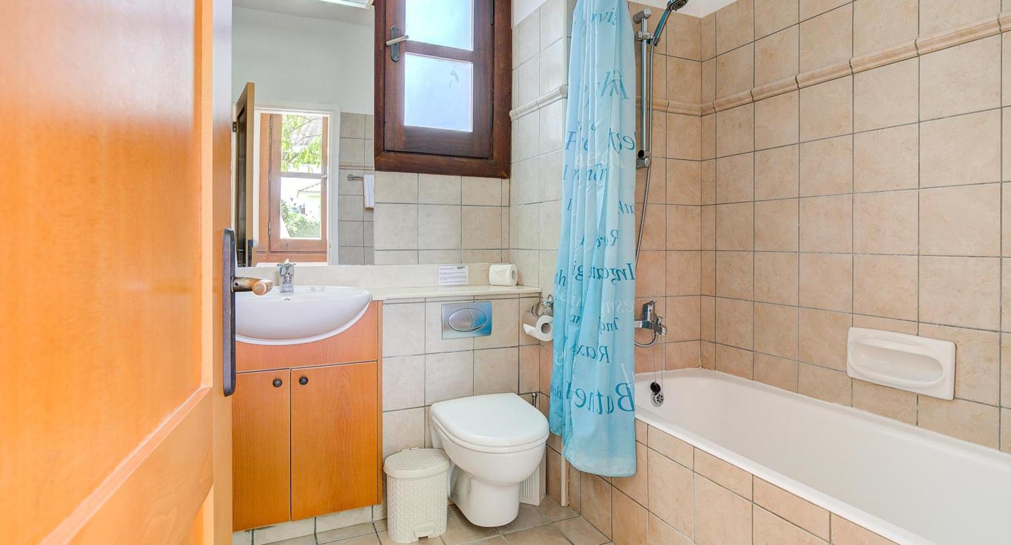 Villa 3 Bedroom Villa Tala With Private Pool And Sunset Views, Aphrodite Hills Resort Kouklia