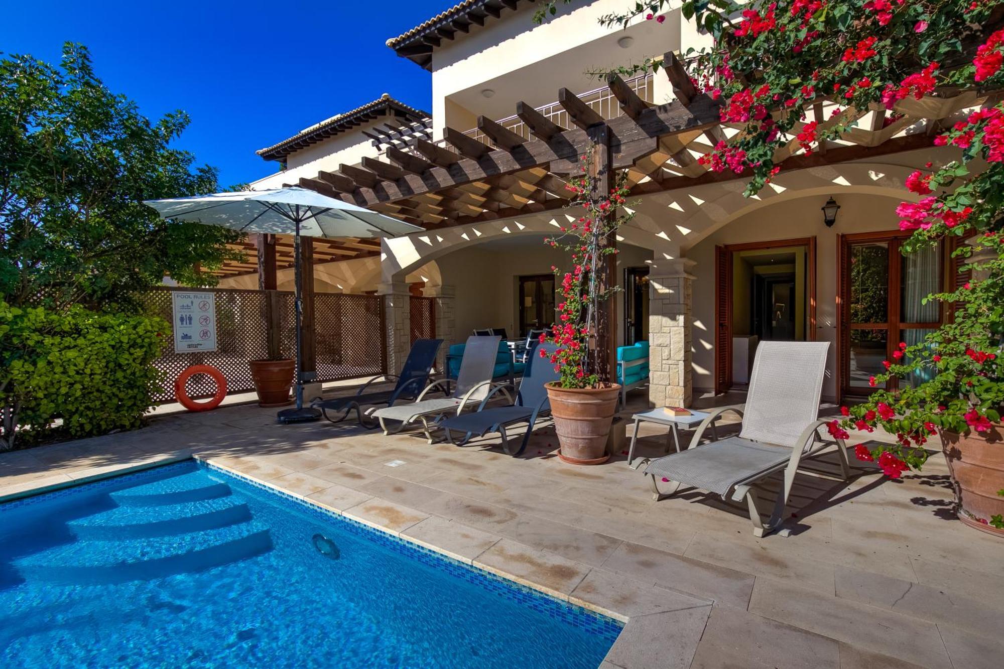 2 Bedroom Eros With Private Pool And Garden, Aphrodite Hills * Kouklia