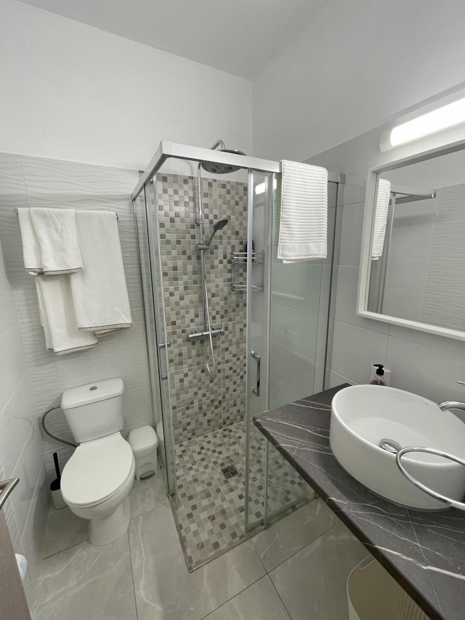 Apartment Arf Emba