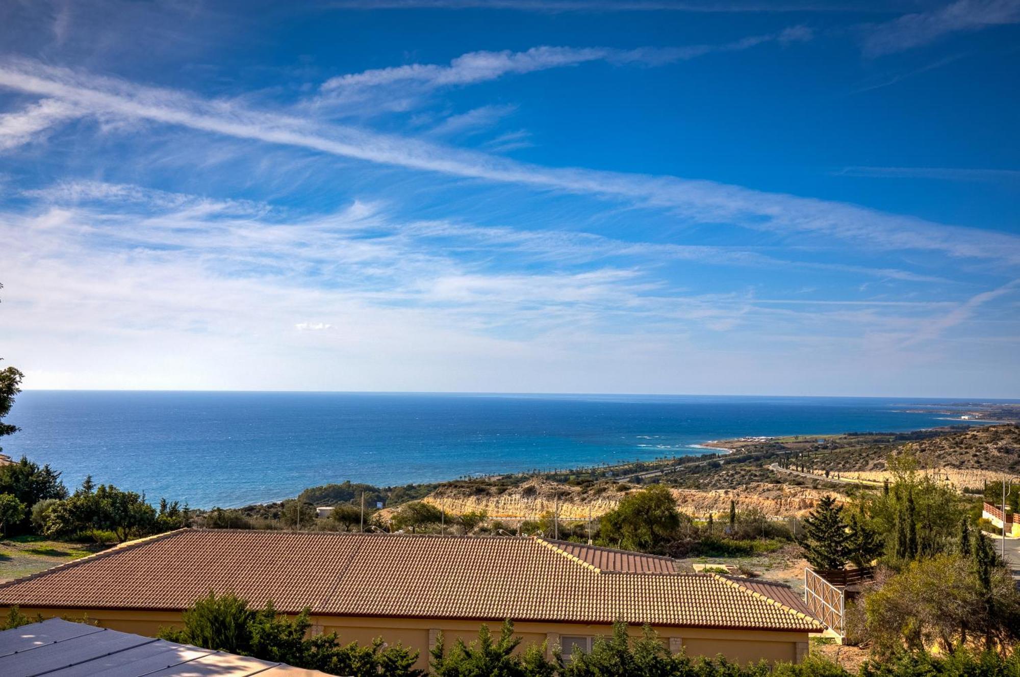 Apartment 1 Bedroom Pyrgos With Beautiful Sea And Sunset Views, Aphrodite Hills Kouklia
