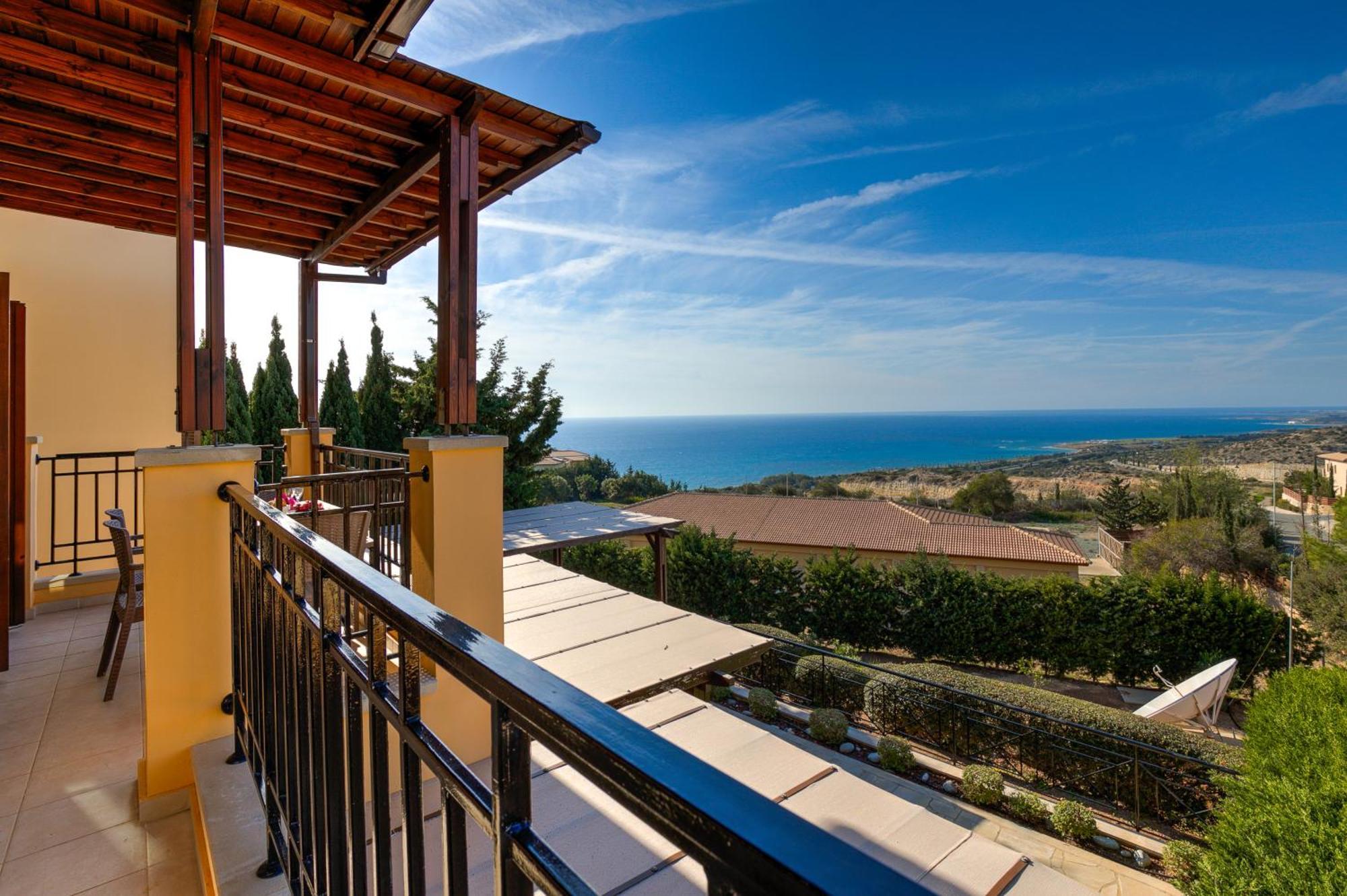 1 Bedroom Pyrgos With Beautiful Sea And Sunset Views, Aphrodite Hills Apartment Kouklia
