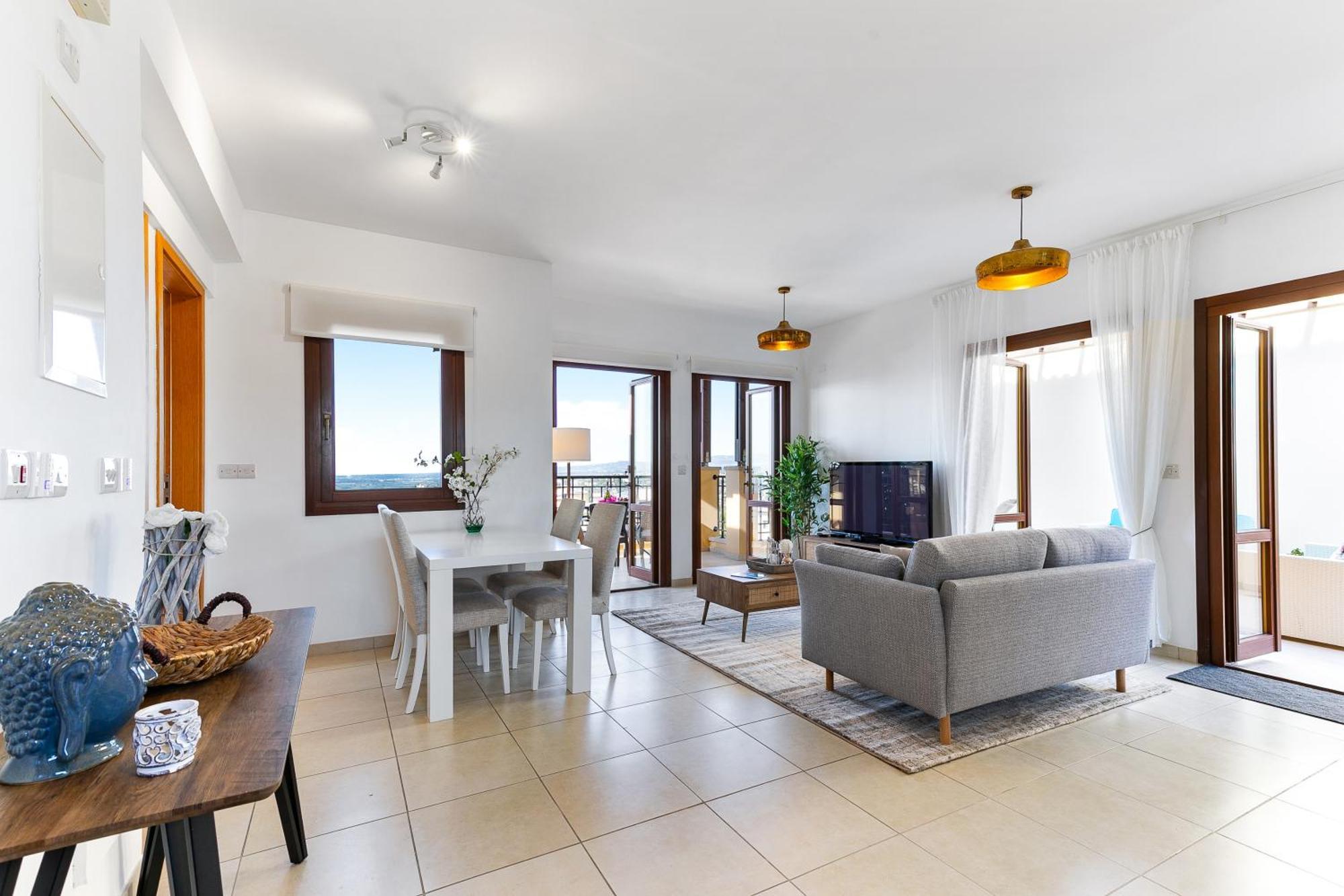 Apartment 1 Bedroom Pyrgos With Beautiful Sea And Sunset Views, Aphrodite Hills Kouklia