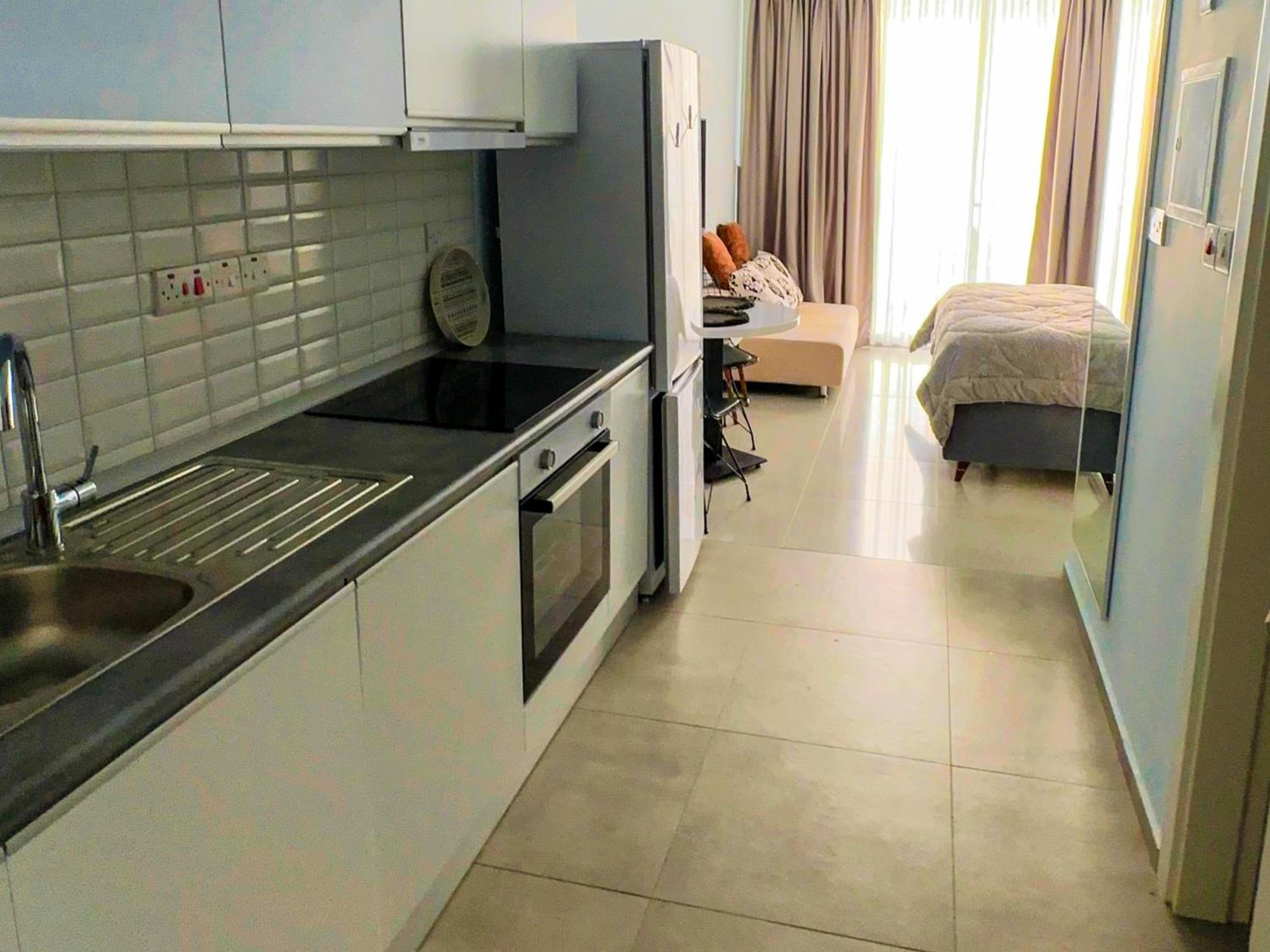 Erika With Sea View Apartment