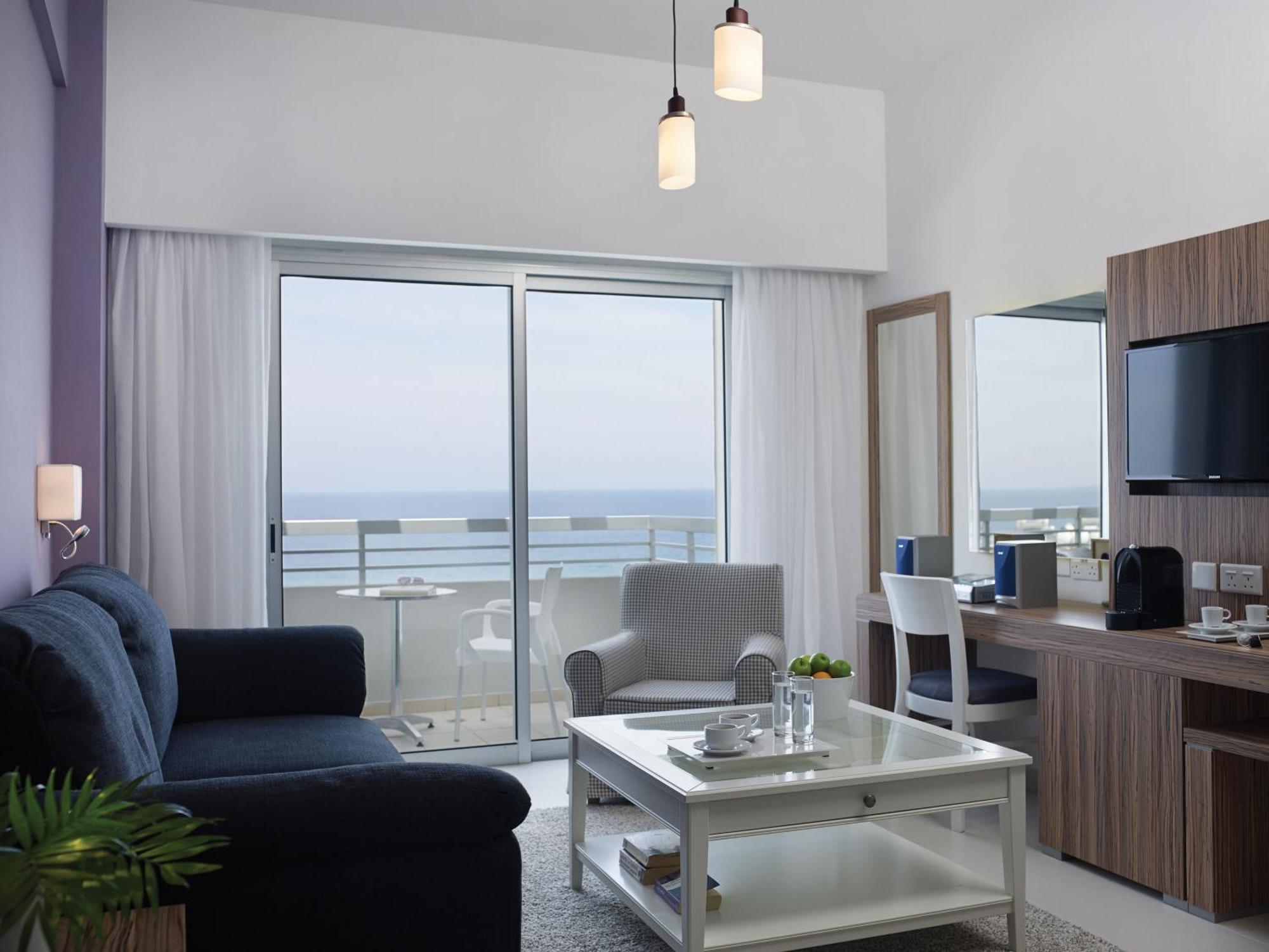 Hotel Atlantica Sea Breeze, Adults Only 4*
