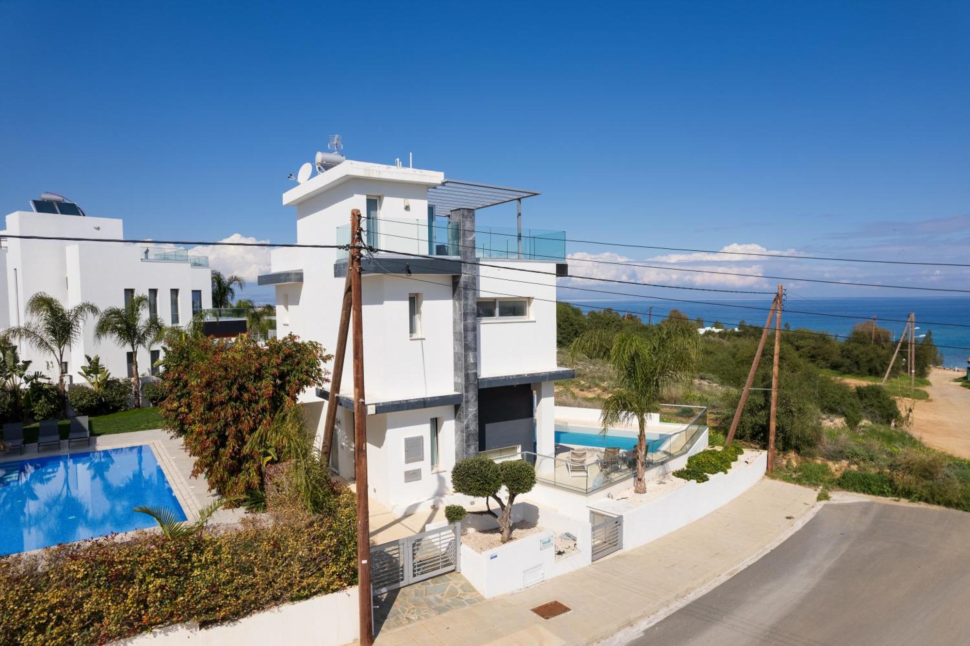 Seaside Luxury Holiday home
