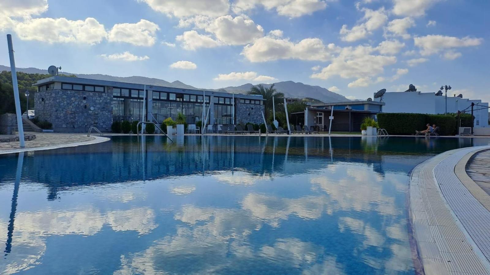 2 Bedroom Ground Floor * Kalogrea