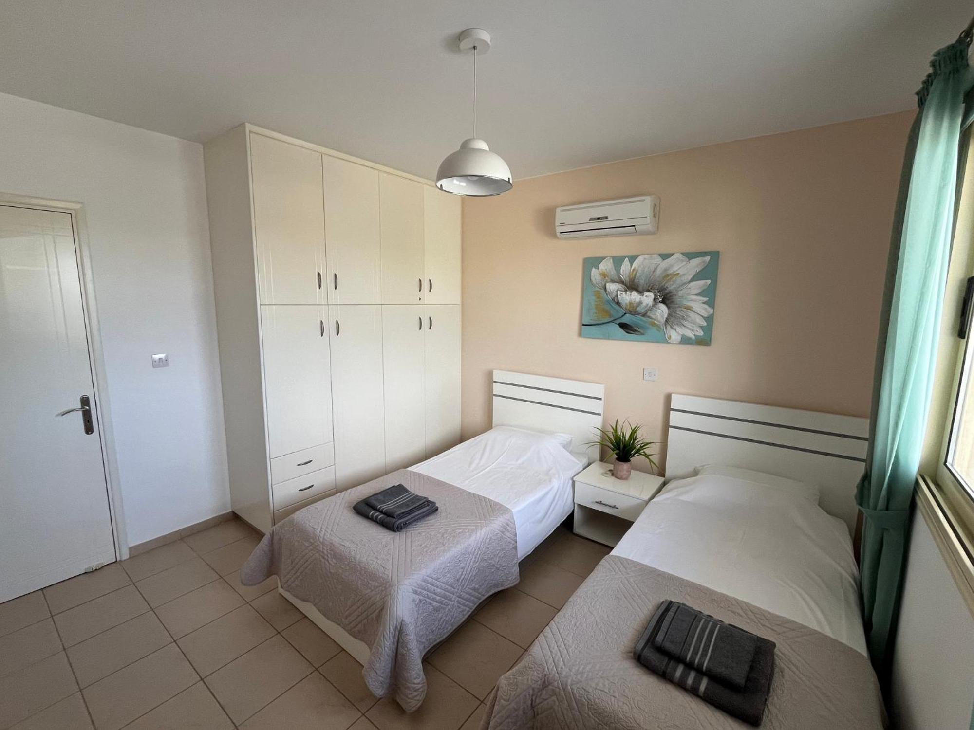 Royal Seacrest Apartment Paphos