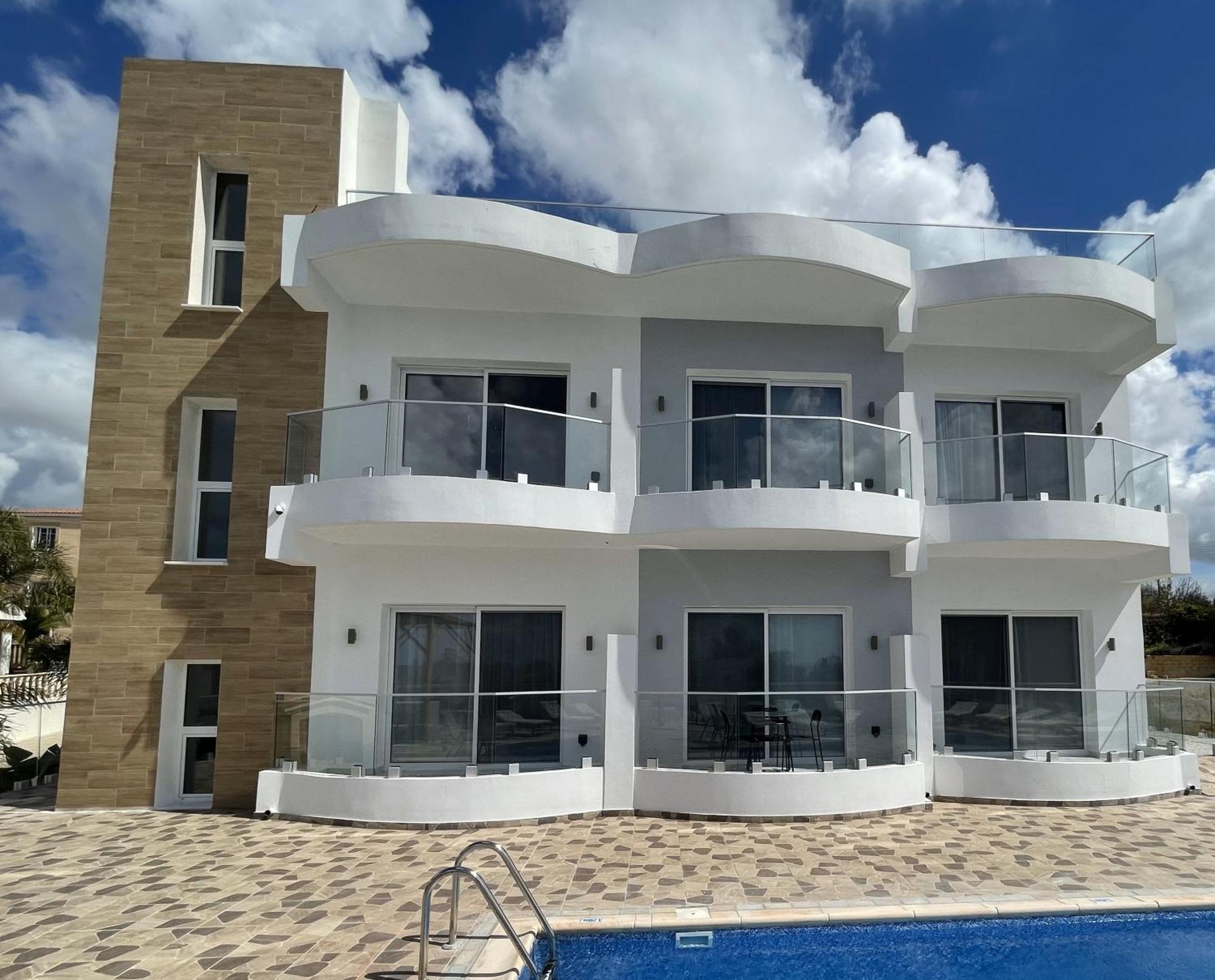 Arf Apartment Emba