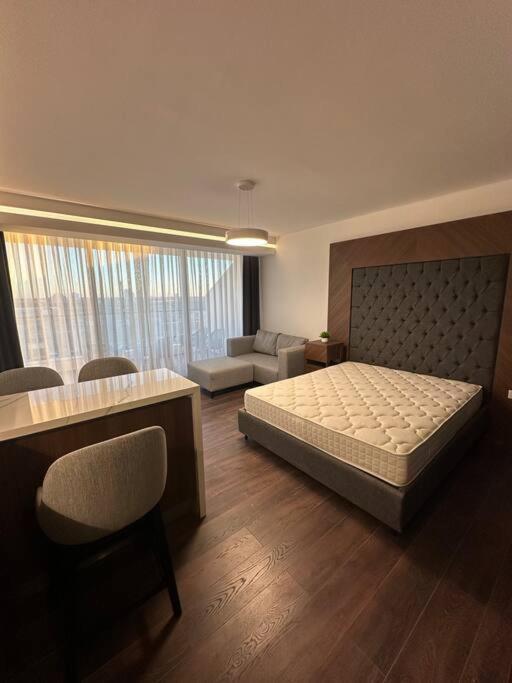 Grand Sapphire Apartment *