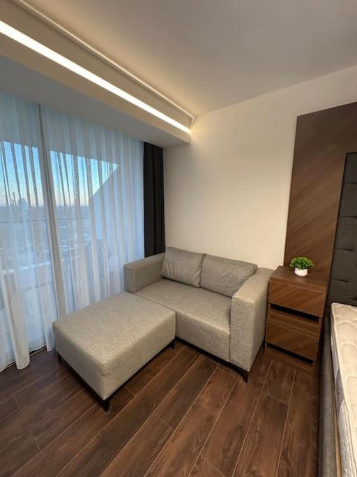 Grand Sapphire Apartment *