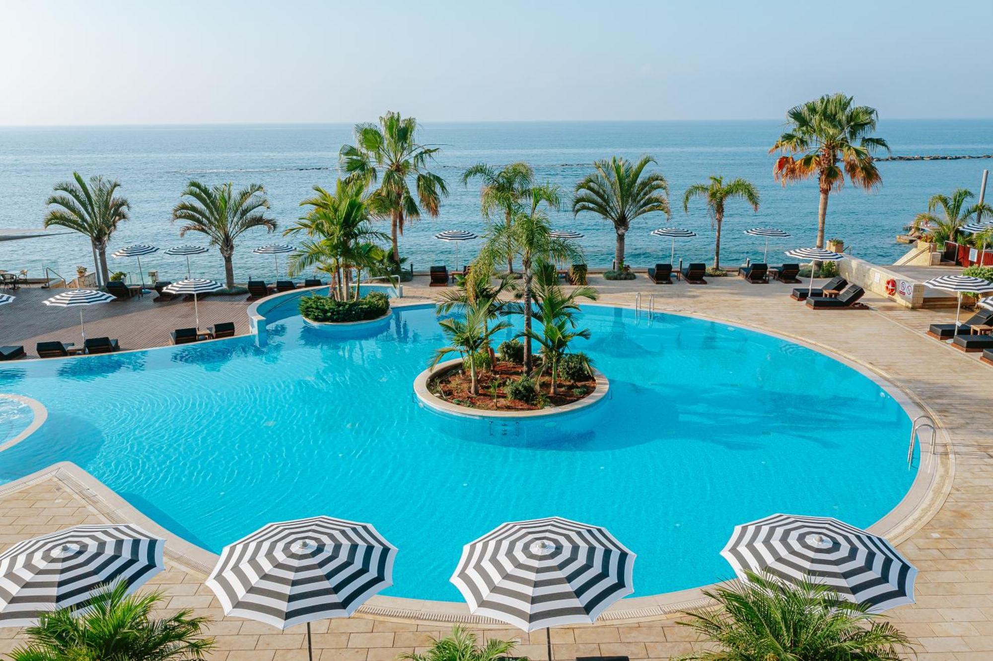 Royal Apollonia By Louis 5*