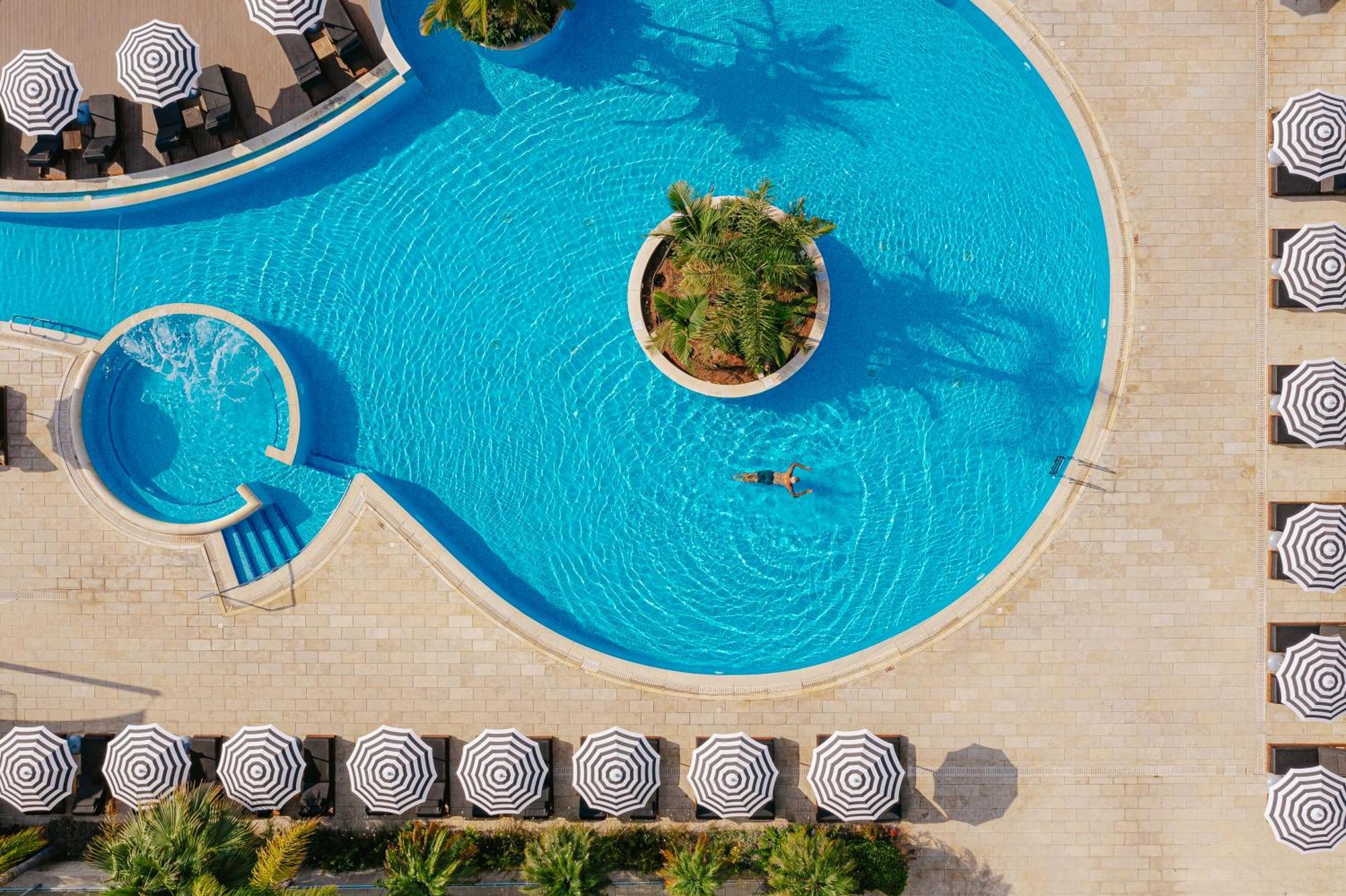 Royal Apollonia By Louis 5*