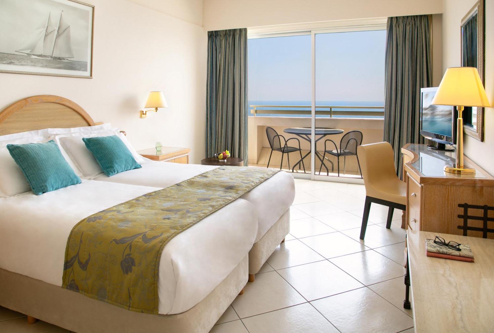 Atlantica Miramare 4* Limassol