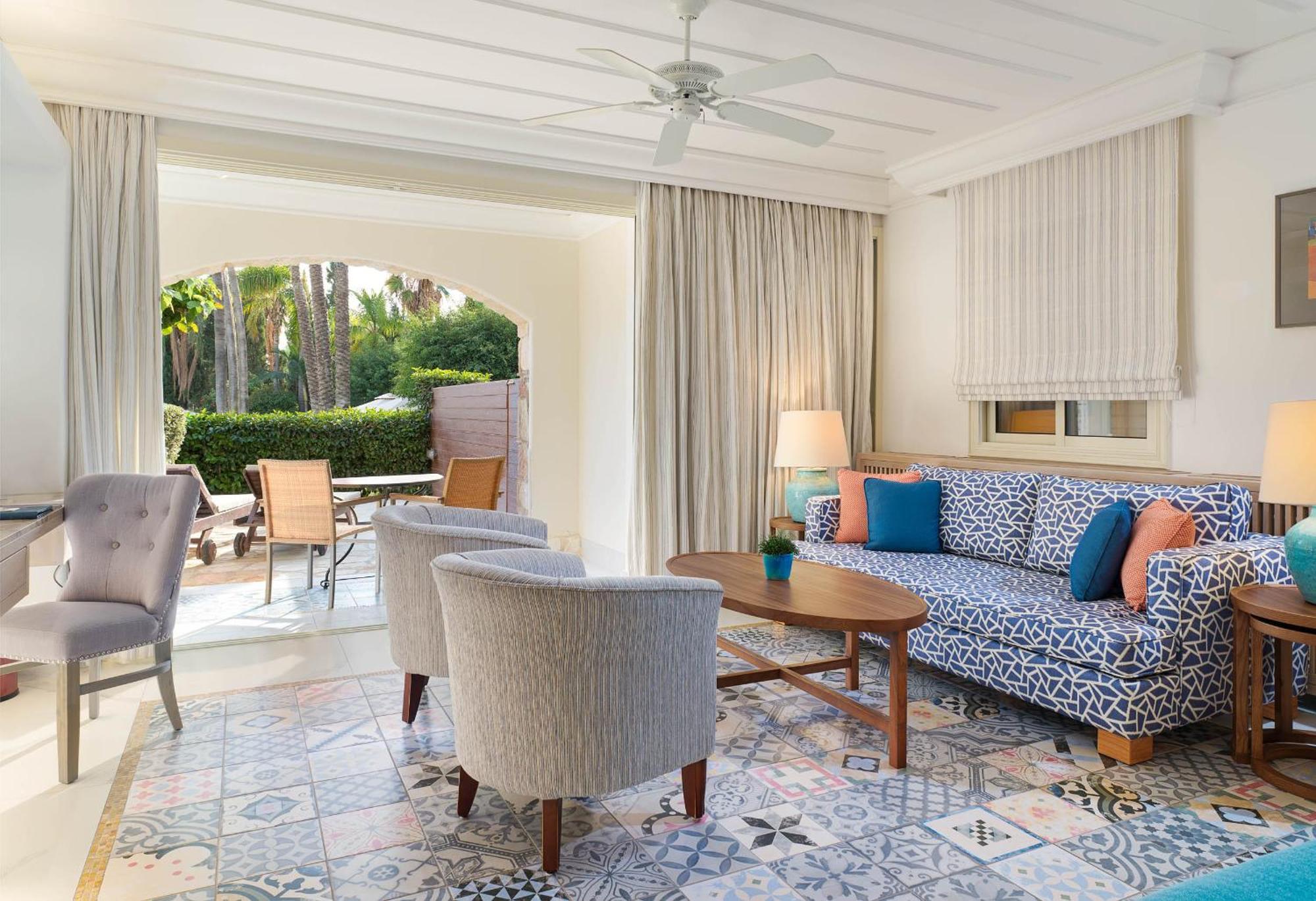 Columbia 5* Pissouri