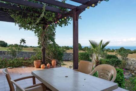Apartment Joya Cyprus Maroon Garden