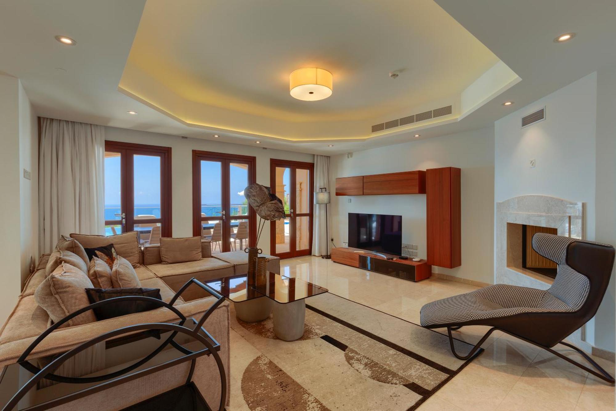 Aphrodite Hills - Junior Resort 5*