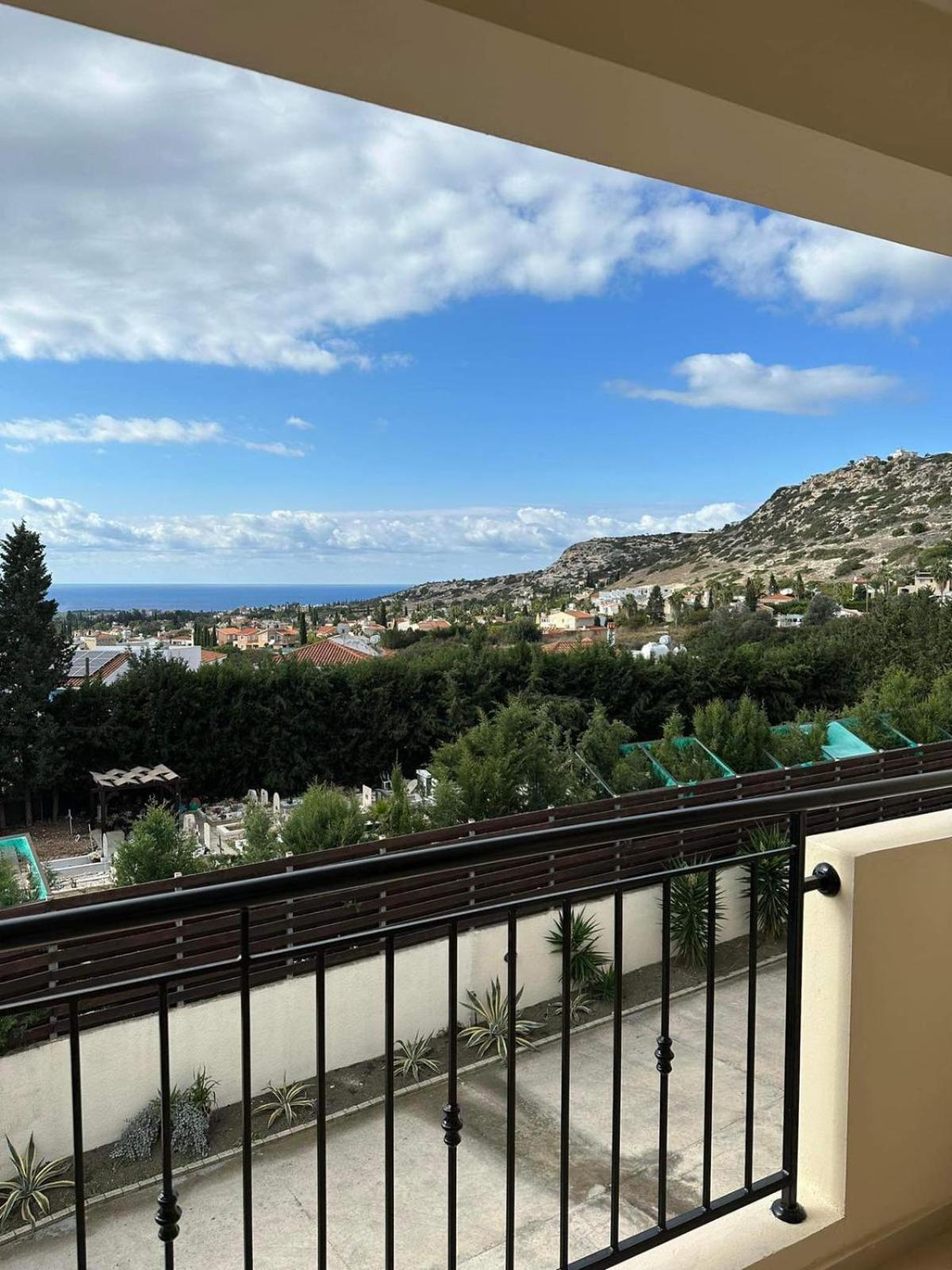 Lucy's Holidays Apartamento Pegeia