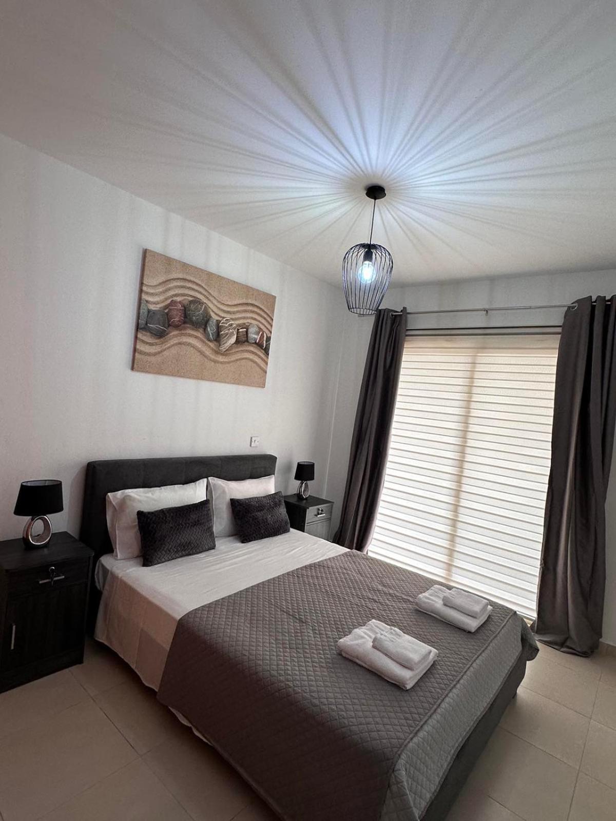 Lucy's Holidays Apartamento