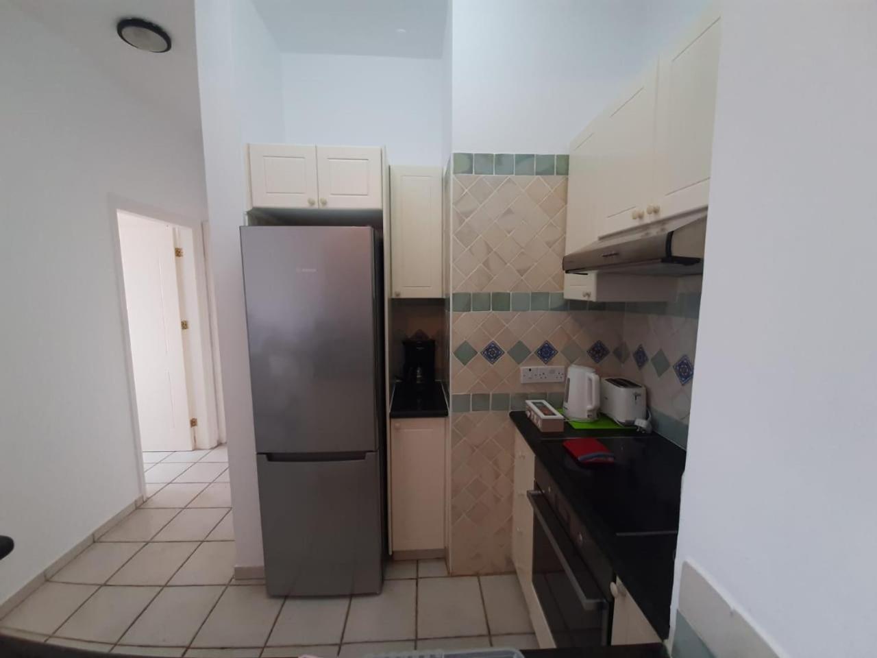 Apartment Kings Palace - Modern, Sunny 2 Bed Ground Floor With Sea Views *