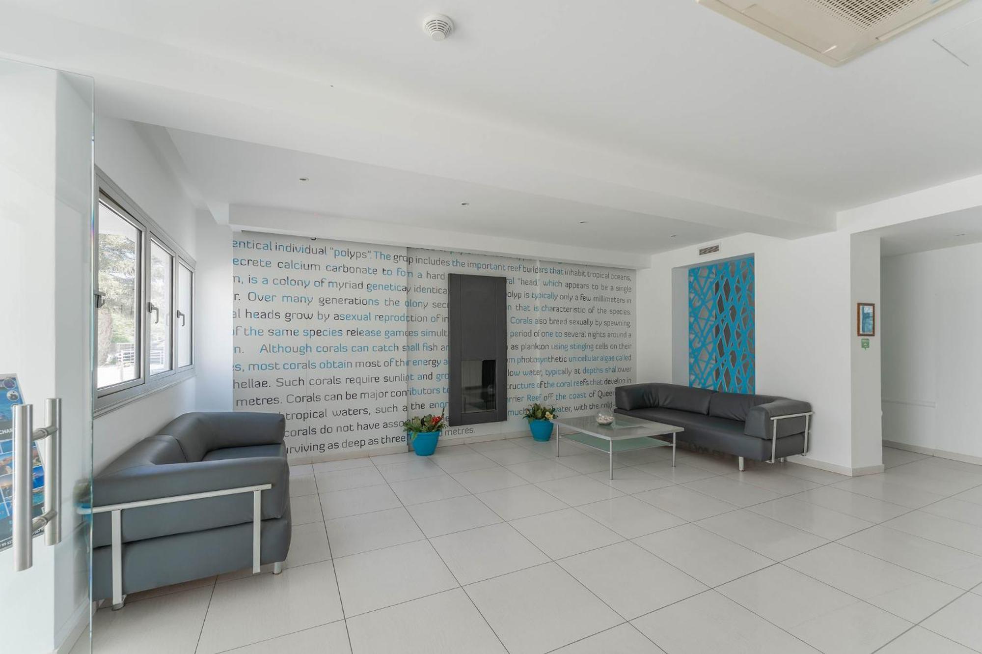 Victoria Apartment *