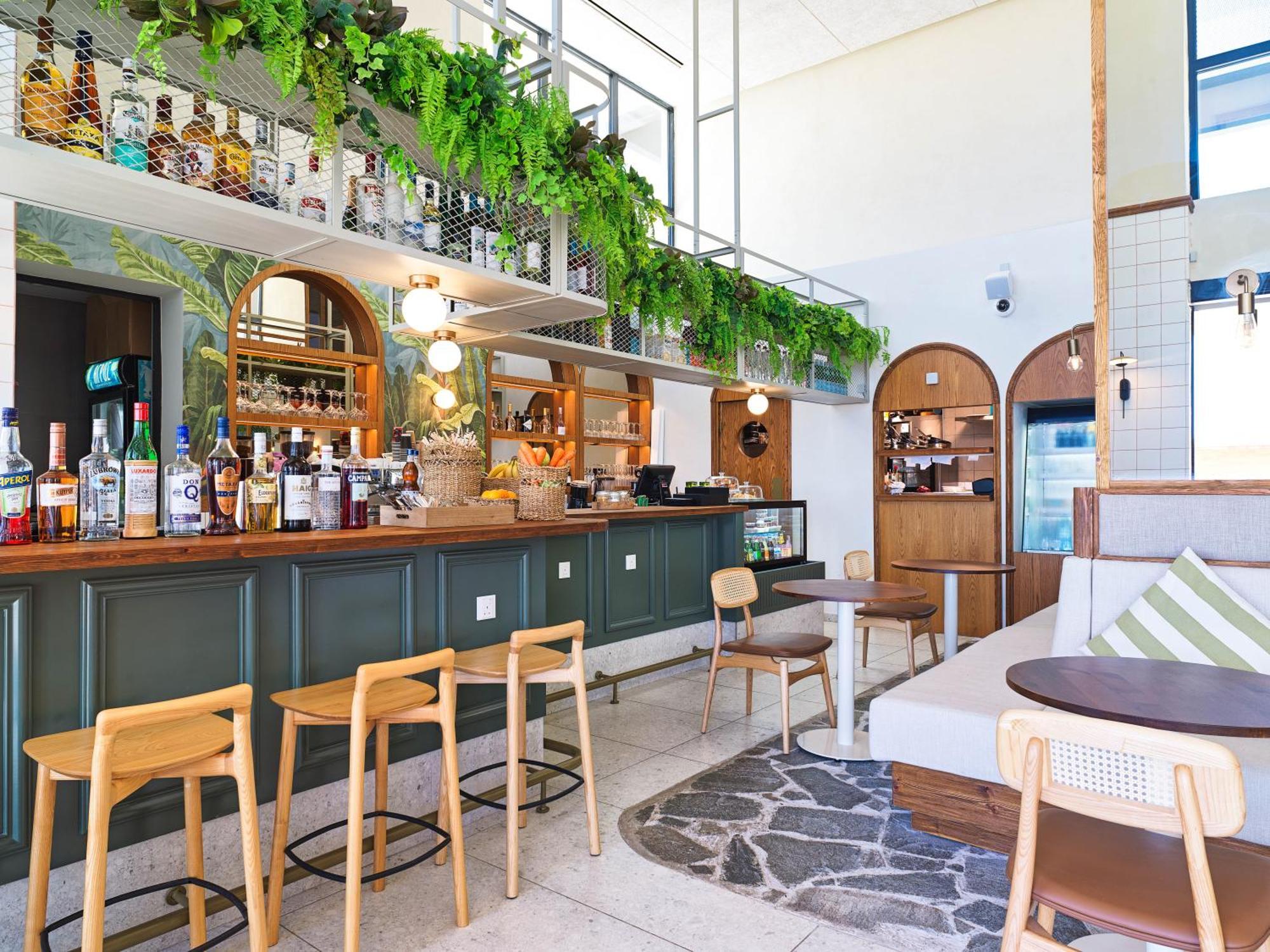 Aparthotel Liv Mackenzie Adults Only Larnaca