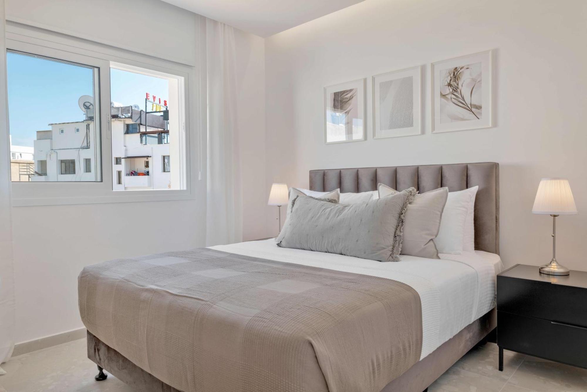 Apartment Phaedrus Living: Seaview Luxury Flat Limnaria 150