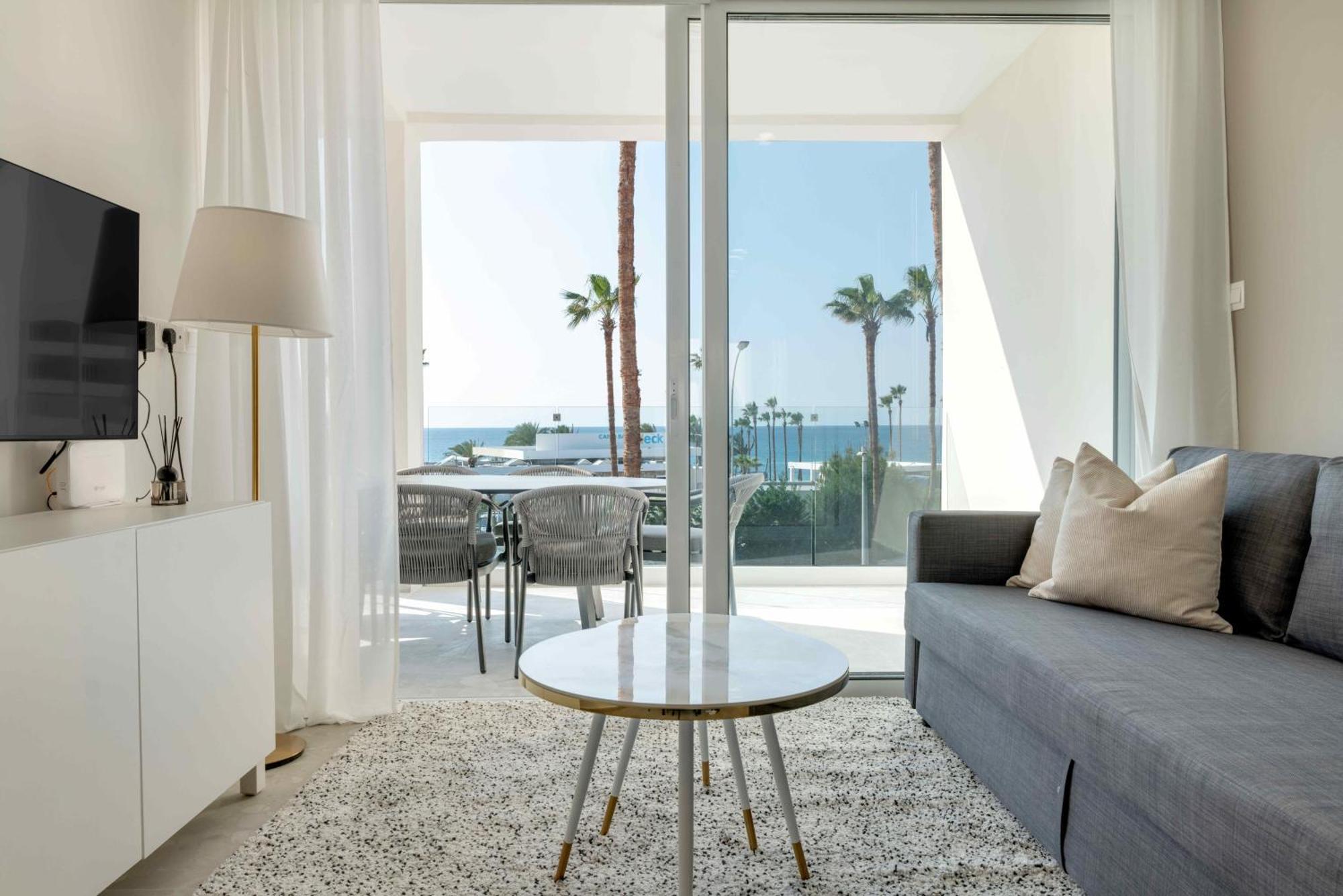 Phaedrus Living: Seaview Luxury Flat Limnaria 150 Apartment Paphos