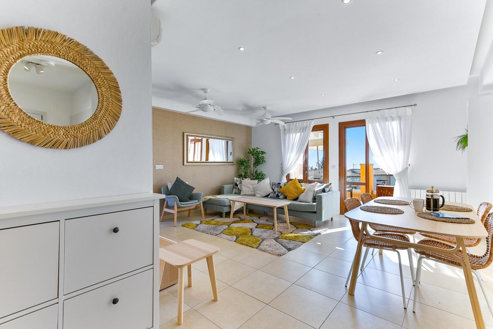 2 Bedroom Thalassa With Sea And Sunset Views, Aphrodite Hills Kouklia