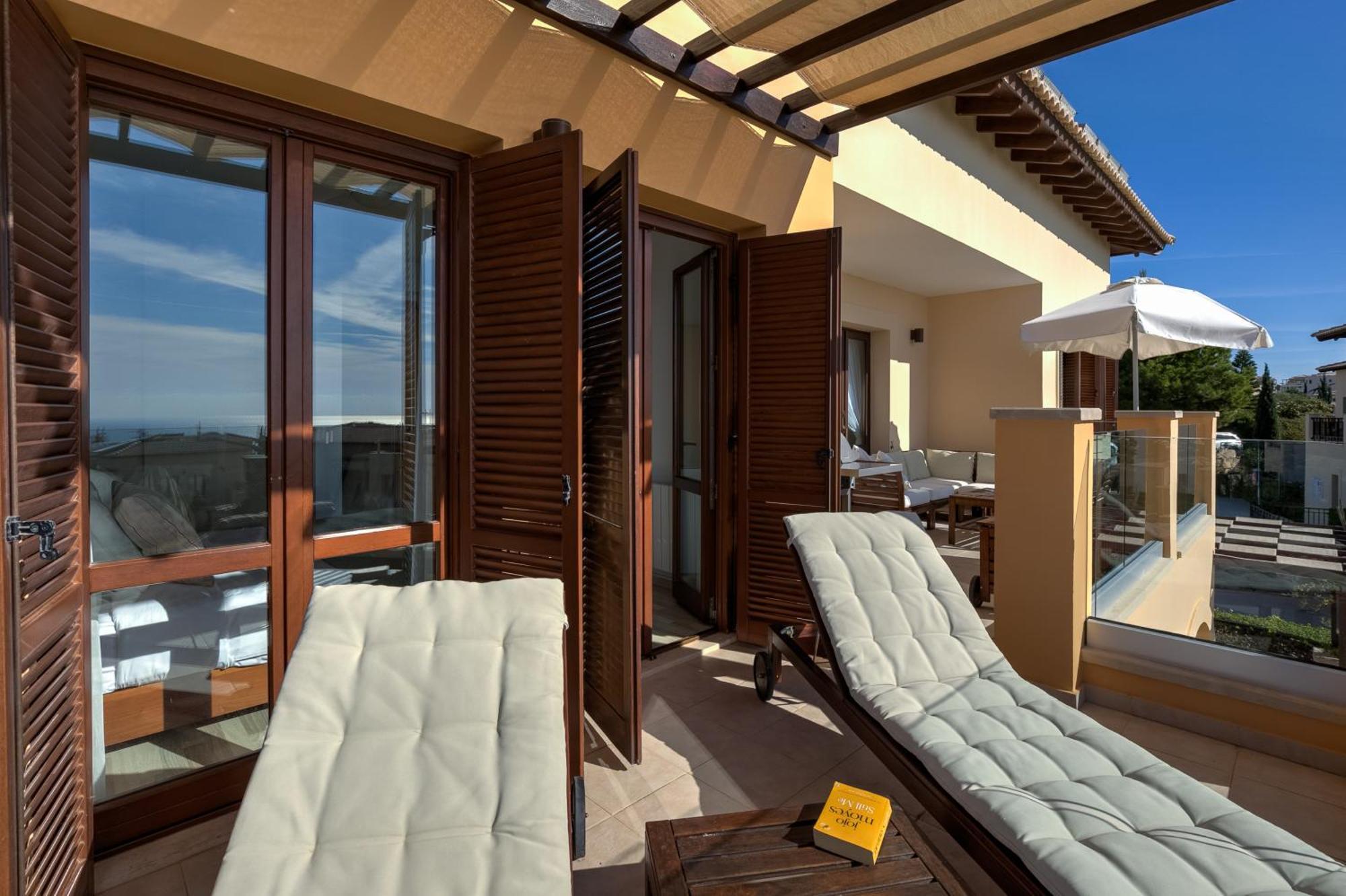 Apartment 2 Bedroom Thalassa With Sea And Sunset Views, Aphrodite Hills