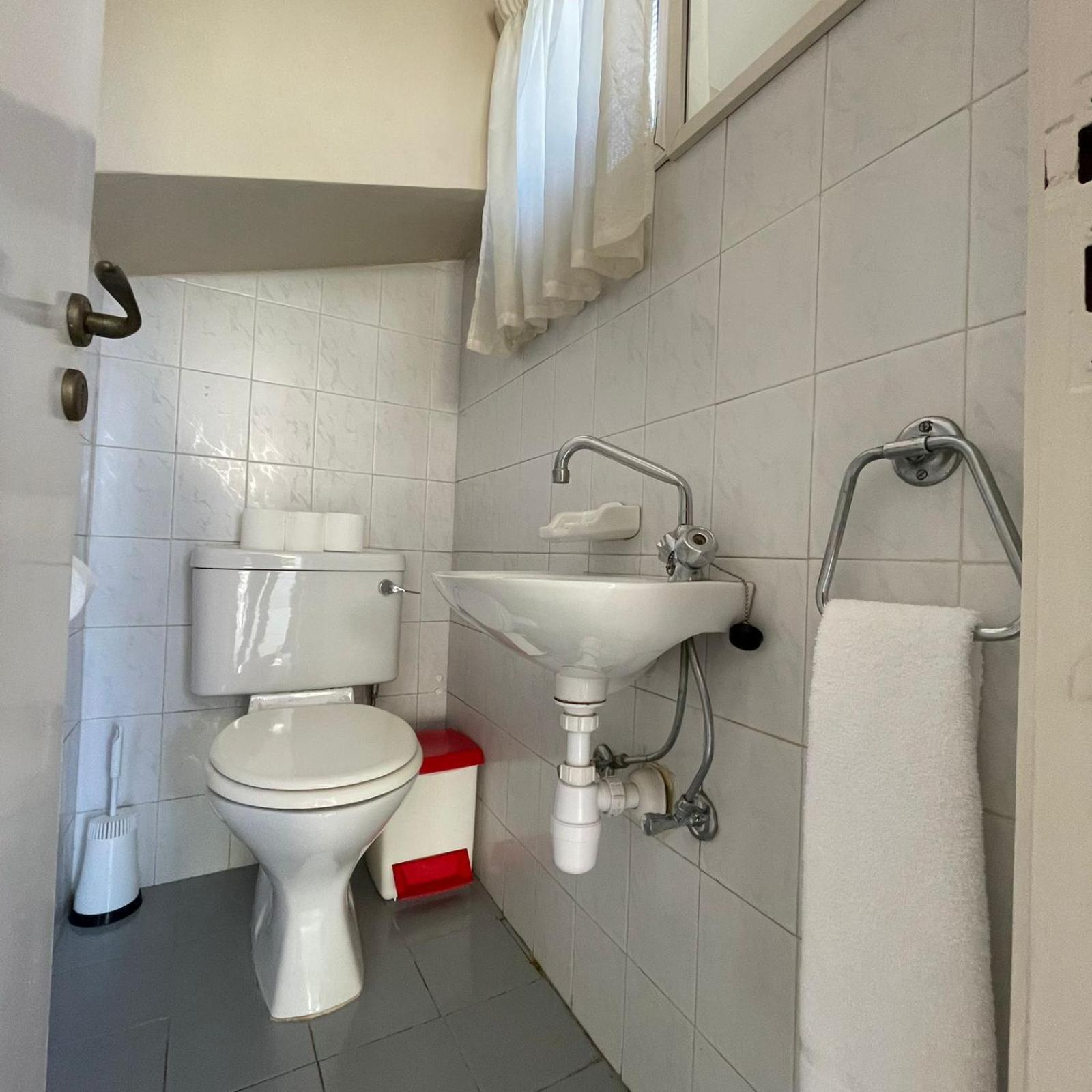 Merika Complex 1 * Pervolia